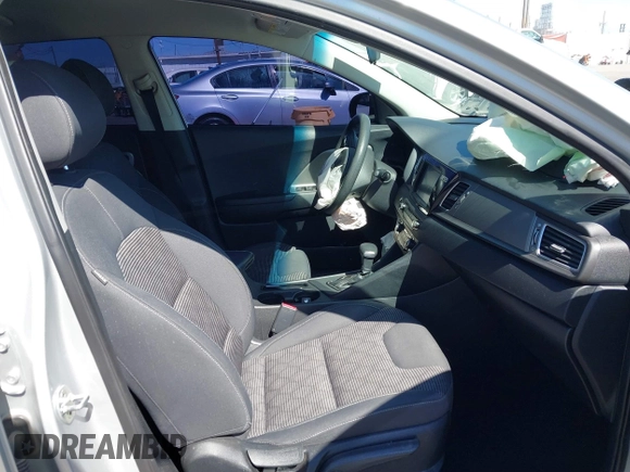 2018 Kia Niro LX with VIN KNDCB3LC9J5157481, listed as a IAAI auction lot 41682191 with 92,578 mi miles. Bid and sale history available at carsss.com. Image 5.