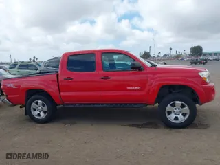 2007 Toyota Tacoma PreRunner with VIN 5TEJU62N87Z450266, listed as a IAAI auction lot 41915356 with 235,885 mi miles. Bid and sale history available at carsss.com. Image 13.