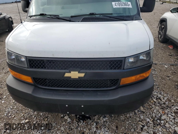 2023 Chevrolet Express Cargo z VIN 1GCWGAFP4P1260339, wystawiony jako Copart lot #41892865 z przebiegiem 7 185 mil mil oraz Nie do naprawy • Non repairable. Historia ofert i sprzedaży dostępna na DreamBid. Obrazek 12.