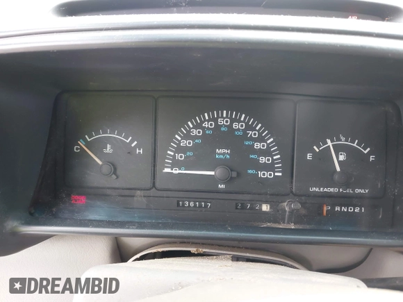 1995 Plymouth Voyager z VIN 2P4GH2536SR395683, wystawiony jako IAAI lot #42130674 z przebiegiem 136 117 mil mil oraz . Historia ofert i sprzedaży dostępna na DreamBid. Obrazek 7.