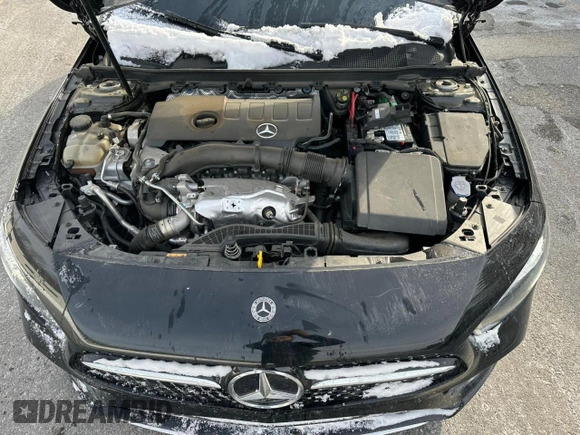 2022 Mercedes-Benz A 220 with VIN W1K3G4FB5NJ361210, listed as a Copart auction lot 42653105 with 57,984 mi miles and Clean Title. Bid and sale history available at DreamBid. Image 5.