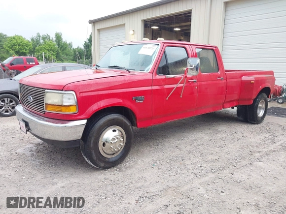 1996 Ford F-350 with VIN 1FTJW35F6TEA21282, listed as a IAAI auction lot 42178727 with 199,776 mi miles and . Bid and sale history available at DreamBid. Image 2.