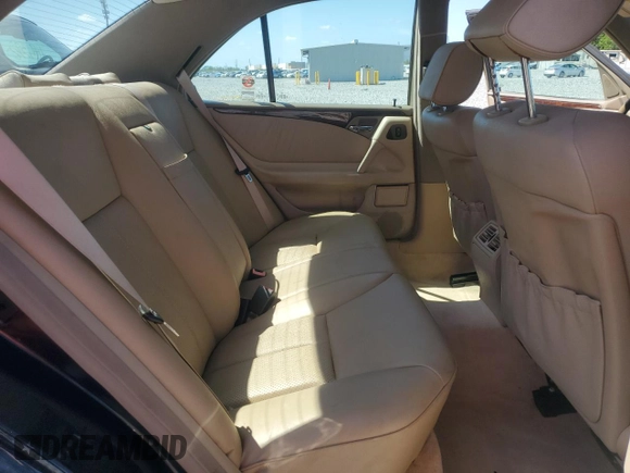 1998 Mercedes-Benz E with VIN WDBJF82F4WX012153, listed as a Copart auction lot 51848665 with 121,867 mi miles and Salvage Title. Bid and sale history available at DreamBid. Image 10.