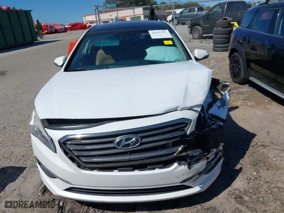 2015 Hyundai Sonata 2.4L Sport with VIN 5NPE34AF6FH227230, listed as a IAAI auction lot 41843379 with 186,332 mi miles. Bid and sale history available at carsss.com. Image 12.