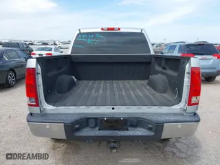 2011 GMC Sierra 1500 SLE with VIN 3GTP1VE05BG361711, listed as a IAAI auction lot 41927412 with 105,095 mi miles. Bid and sale history available at carsss.com. Image 16.