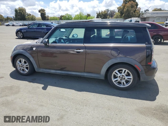 2011 MINI Clubman with VIN WMWZF3C55BTY00516, listed as a Copart auction lot 56786525 with 138,192 mi miles and Clean Title. Bid and sale history available at DreamBid. Image 2.