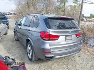 2016 BMW X5 sDrive35i with VIN 5UXKR2C51G0U17086, listed as a IAAI auction lot 41782636 with 100,791 mi miles. Bid and sale history available at carsss.com. Image 3.