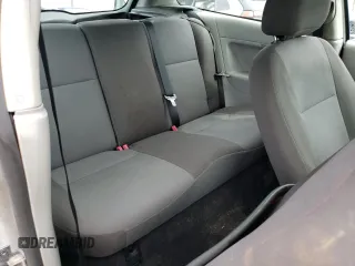 2007 Ford Focus S z VIN 1FAFP31N67W299458, wystawiony jako Copart lot #52703425 z przebiegiem 231 936 mil mil oraz Szkody całkowita. Historia ofert i sprzedaży dostępna na DreamBid. Obrazek 11.