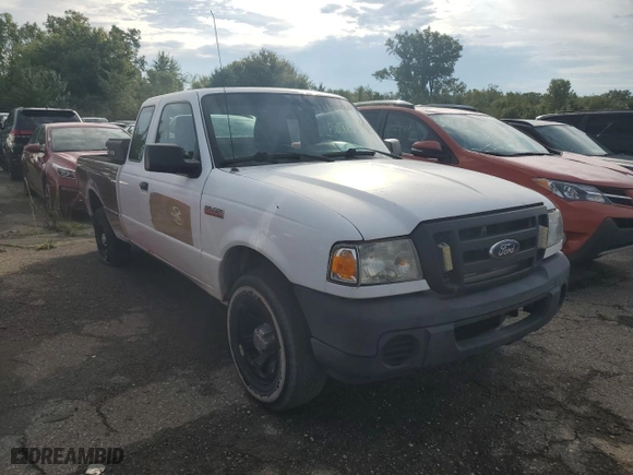 2011 Ford Ranger XL with VIN 1FTKR1ED7BPA43471, listed as a Copart auction lot 68360614 with 204,320 mi miles and Clean Title. Bid and sale history available at carsss.com. Image 4.