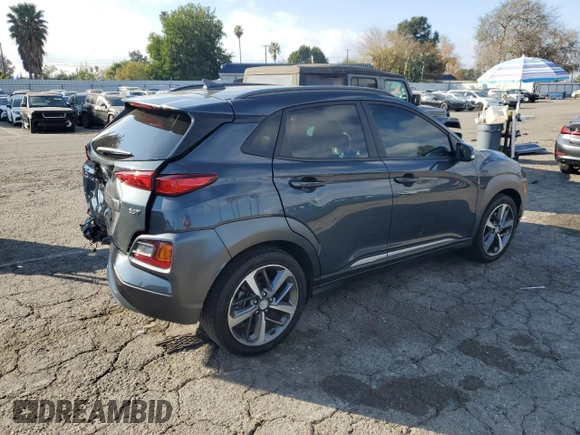 2020 Hyundai Kona Limited z VIN KM8K33A54LU434443, wystawiony jako Copart lot #88920045 z przebiegiem 108 000 mil mil oraz Szkoda całkowita • Salvage title. Historia ofert i sprzedaży dostępna na DreamBid. Obrazek 3.