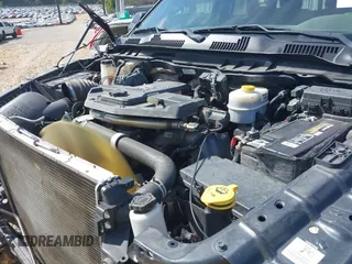 2016 Ram 2500 Laramie with VIN 3C6UR5FL8GG217024, listed as a IAAI auction lot 40235735 with 82,212 mi miles. Bid and sale history available at carsss.com. Image 10.