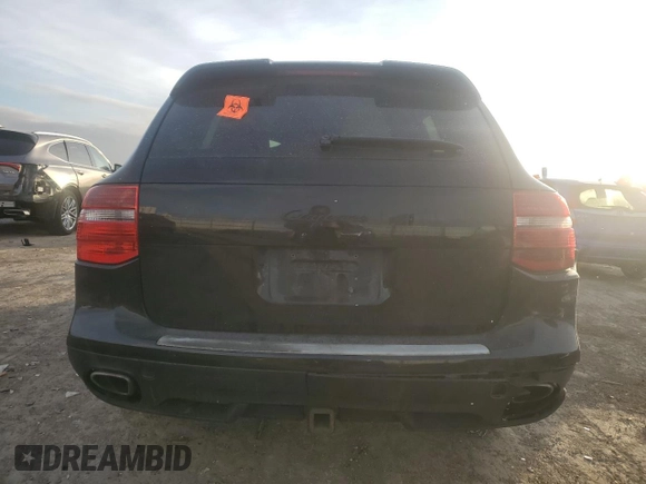 2009 Porsche Cayenne z VIN WP1AA29P89LA04210, wystawiony jako Copart lot #84548874 z przebiegiem Nie podano mil oraz Szkoda całkowita • Salvage title. Historia ofert i sprzedaży dostępna na DreamBid. Obrazek 6.