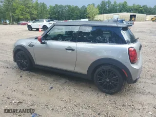 2024 MINI Hardtop 2 Door Cooper SE with VIN WMW13DJ09R2U35924, listed as a Copart auction lot 63788164 with 11,155 mi miles and Salvage Title. Bid and sale history available at carsss.com. Image 2.