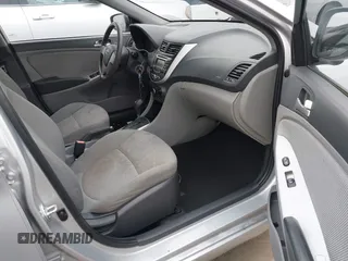 2013 Hyundai Accent GLS z VIN KMHCT4AE3DU548980, wystawiony jako IAAI lot #41562618 z przebiegiem 62 704 mil mil oraz . Historia ofert i sprzedaży dostępna na DreamBid. Obrazek 5.