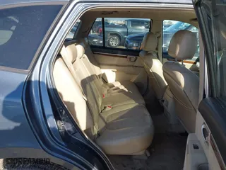 2007 Hyundai Santa Fe GLS with VIN 5NMSG13D17H105827, listed as a IAAI auction lot 41716833 with 231,857 mi miles. Bid and sale history available at carsss.com. Image 8.