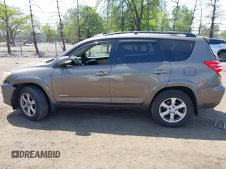 2012 Toyota RAV4 Limited с VIN 2T3DF4DV3CW212095, выставлен на аукционе IAAI как лот 42170300 с пробегом 108 713 миль миль и . История ставок и продаж доступна на DreamBid. Изображение 14.