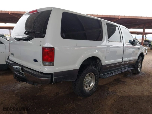 2002 Ford Excursion XLT with VIN 1FMNU41S42EA77537, listed as a IAAI auction lot 41790119 with NaN miles. Bid and sale history available at carsss.com. Image 4.