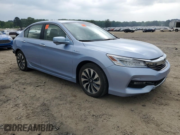 2017 Honda Accord Touring z VIN JHMCR6F75HC002359, wystawiony jako Copart lot #56608495 z przebiegiem 46 273 mil mil oraz Szkoda całkowita • Salvage title. Historia ofert i sprzedaży dostępna na DreamBid. Obrazek 4.