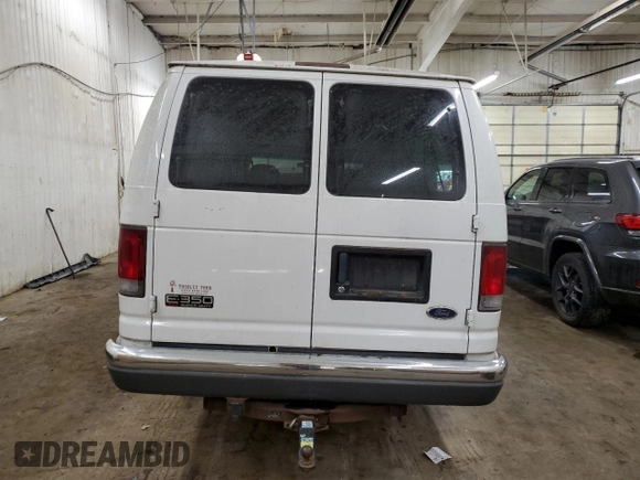 2003 Ford Econoline Passenger XL z VIN 1FBSS31S73HA53454, wystawiony jako Copart lot #85071194 z przebiegiem 118 788 mil mil oraz Szkoda całkowita • Salvage title. Historia ofert i sprzedaży dostępna na DreamBid. Obrazek 6.