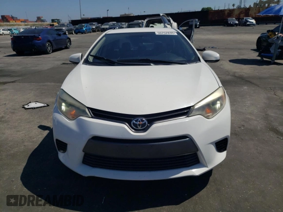 2016 Toyota Corolla L z VIN 5YFBURHE5GP516744, wystawiony jako Copart lot #56252835 z przebiegiem 122 338 mil mil oraz Szkoda całkowita • Salvage title. Historia ofert i sprzedaży dostępna na DreamBid. Obrazek 5.
