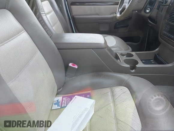 2004 Ford Explorer Eddie Bauer with VIN 1FMZU74WX4ZA69262, listed as a IAAI auction lot 42577123 with 184,504 mi miles and . Bid and sale history available at DreamBid. Image 5.