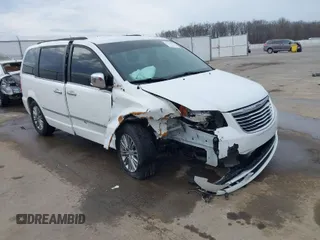 2014 Chrysler Town & Country Touring L 30th Anniversary z VIN 2C4RC1CG8ER193069, wystawiony jako IAAI lot #41713157 z przebiegiem 141 059 mil mil oraz . Historia ofert i sprzedaży dostępna na DreamBid. Obrazek 1.