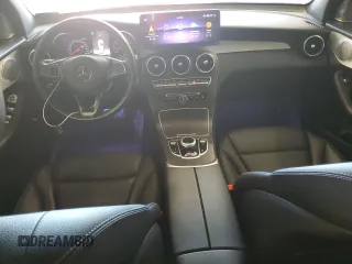 2019 Mercedes-Benz GLC 300 z VIN WDC0G4KB0KV132306, wystawiony jako Copart lot #56292575 z przebiegiem 22 375 mil mil oraz Szkoda całkowita • Salvage title. Historia ofert i sprzedaży dostępna na DreamBid. Obrazek 8.
