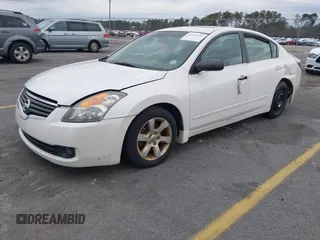2009 Nissan Altima 2.5 S with VIN 1N4AL21E89N501886, listed as a IAAI auction lot 41597076 with 236,589 mi miles. Bid and sale history available at carsss.com. Image 2.