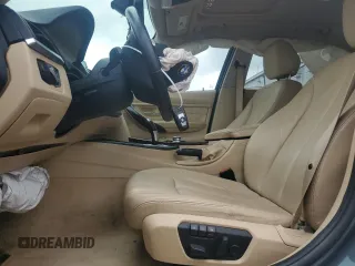 2013 BMW 3 Series 328i z VIN WBA3C1G59DNR48978, wystawiony jako Copart lot #56467365 z przebiegiem 95 950 mil mil oraz Szkoda całkowita • Salvage title. Historia ofert i sprzedaży dostępna na DreamBid. Obrazek 7.