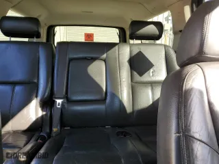 2007 Chevrolet Suburban LT with VIN 1GNFC16017R362303, listed as a Copart auction lot 42450955 with 250,477 mi miles and Salvage Title. Bid and sale history available at carsss.com. Image 10.