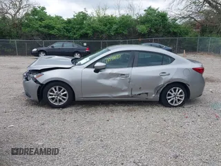 2015 Mazda 3 i Touring with VIN 3MZBM1V78FM177696, listed as a IAAI auction lot 42139197 with 172,940 mi miles and . Bid and sale history available at DreamBid. Image 14.