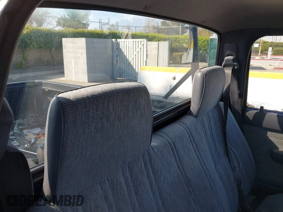 1999 Toyota Tacoma with VIN 4TANL42N7XZ481489, listed as a IAAI auction lot 40365153 with 218,971 mi miles. Bid and sale history available at carsss.com. Image 8.