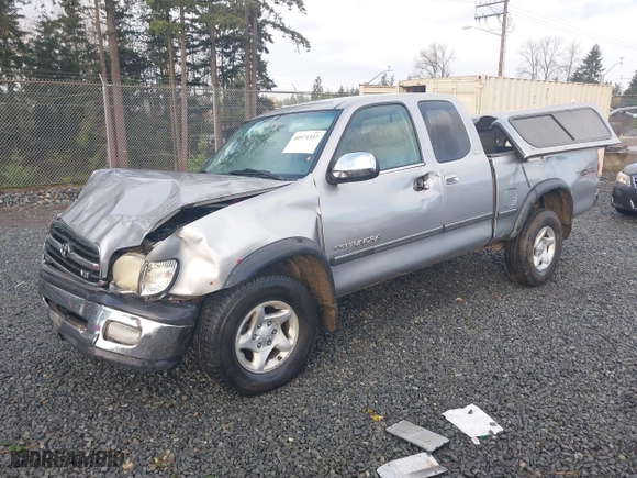 2002 Toyota Tundra SR5 with VIN 5TBBT44102S326707, listed as a IAAI auction lot 40971337 with 111,454 mi miles. Bid and sale history available at carsss.com. Image 18.