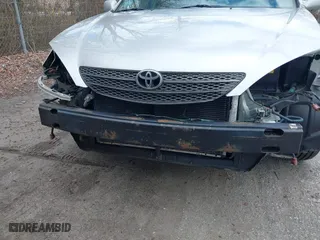 2003 Toyota Camry LE with VIN 4T1BE32K13U784854, listed as a IAAI auction lot 42039285 with 208,776 mi miles. Bid and sale history available at carsss.com. Image 6.