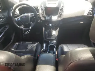2013 Ford Escape Titanium с VIN 1FMCU0J98DUB77372, выставлен на аукционе Copart как лот 58006235 с пробегом 200 929 миль миль и Списание • Salvage title. История ставок и продаж доступна на DreamBid. Изображение 8.