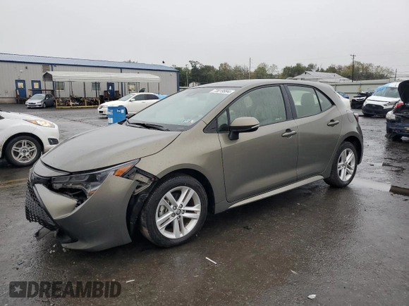 2020 Toyota Corolla Hatchback SE with VIN JTND4RBE0L3082765, listed as a Copart auction lot 73019994 with 11,035 mi miles and Salvage Title. Bid and sale history available at carsss.com. Image 1.