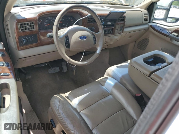 2004 Ford F-250 XL z VIN 1FTNX20P24EA26599, wystawiony jako Copart lot #56707985 z przebiegiem 165 292 mil mil oraz Szkoda całkowita • Salvage title. Historia ofert i sprzedaży dostępna na DreamBid. Obrazek 8.