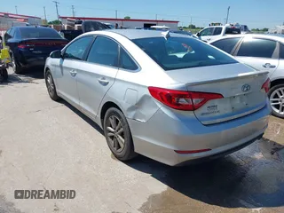 2015 Hyundai Sonata SE with VIN 5NPE24AF9FH041944, listed as a IAAI auction lot 42107263 with 158,270 mi miles and . Bid and sale history available at carsss.com. Image 3.