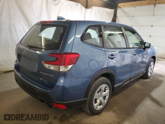 2019 Subaru Forester with VIN JF2SKAAC7KH472137, listed as a Copart auction lot 52991175 with 93,575 mi miles and Salvage Title. Bid and sale history available at carsss.com. Image 3.