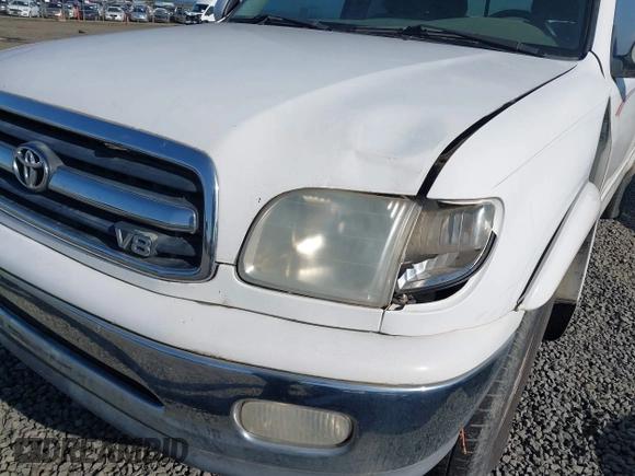 2001 Toyota Tundra Limited with VIN 5TBRT38151S157754, listed as a IAAI auction lot 41947041 with 217,402 mi miles and . Bid and sale history available at carsss.com. Image 6.