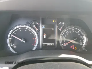 2020 Toyota 4Runner SR5 with VIN JTEBU5JR6L5796327, listed as a Copart auction lot 58656965 with 64,678 mi miles and Salvage title. Bid and sale history available at DreamBid. Image 9.