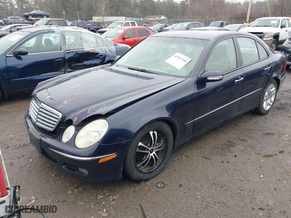 2006 Mercedes-Benz E-Class 3.5L with VIN WDBUF87J96X199318, listed as a IAAI auction lot 41917336 with NaN miles. Bid and sale history available at carsss.com. Image 2.