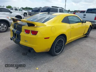 2011 Chevrolet Camaro 1LT with VIN 2G1FF1ED1B9155488, listed as a IAAI auction lot 42656018 with Not provided miles and . Bid and sale history available at DreamBid. Image 4.