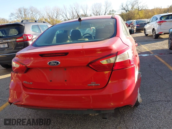 2013 Ford Focus SE z VIN 1FADP3F22DL311706, wystawiony jako IAAI lot #40888412 z przebiegiem 136 876 mil mil oraz . Historia ofert i sprzedaży dostępna na DreamBid. Obrazek 16.
