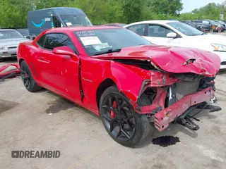 2011 Chevrolet Camaro 2SS z VIN 2G1FK1EJ2B9158613, wystawiony jako IAAI lot #42149765 z przebiegiem 147 781 mil mil oraz . Historia ofert i sprzedaży dostępna na DreamBid. Obrazek 1.