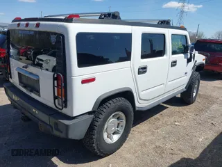 2003 Hummer H2 z VIN 5GRGN23U83H120658, wystawiony jako IAAI lot #41992183 z przebiegiem 226 207 mil mil oraz . Historia ofert i sprzedaży dostępna na DreamBid. Obrazek 4.