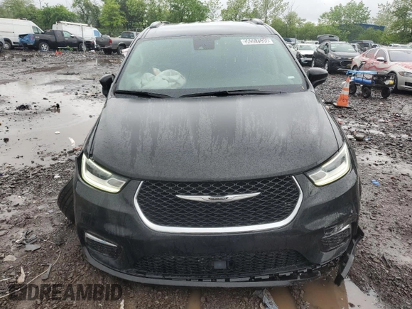 2022 Chrysler Pacifica Touring L with VIN 2C4RC1BGXNR190806, listed as a Copart auction lot 56557535 with 47,170 mi miles and Salvage Title. Bid and sale history available at DreamBid. Image 5.