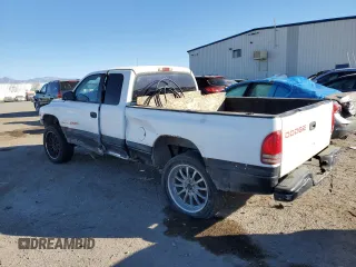 1999 Dodge Dakota SLT with VIN 1B7GL22XXXS142379, listed as a Copart auction lot 88269495 with 0 mi miles and Salvage Title. Bid and sale history available at carsss.com. Image 2.