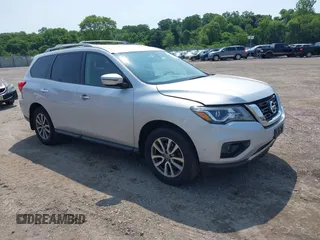 2018 Nissan Pathfinder SL z VIN 5N1DR2MM4JC670095, wystawiony jako IAAI lot #42478486 z przebiegiem 291 630 mil mil oraz . Historia ofert i sprzedaży dostępna na DreamBid. Obrazek 1.