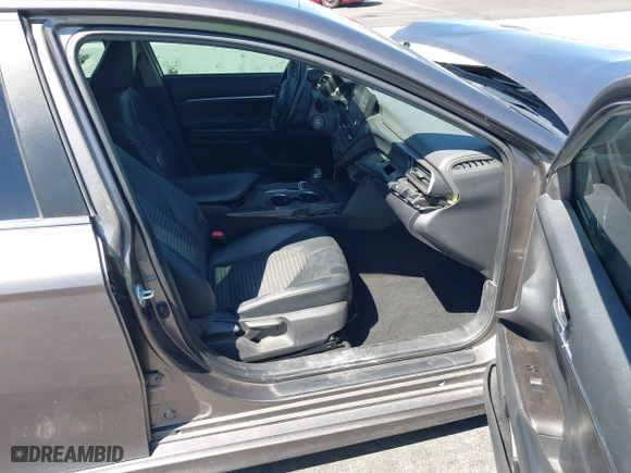 2021 Toyota Camry SE Nightshade with VIN 4T1G11AK3MU591078, listed as a IAAI auction lot 42018767 with 96,814 mi miles. Bid and sale history available at carsss.com. Image 5.